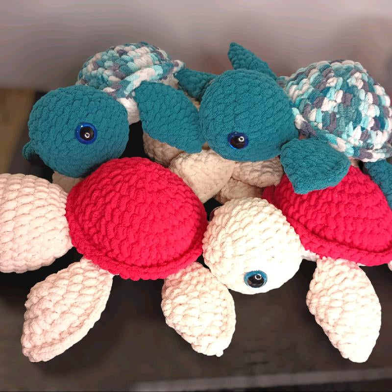 Crocheted Baby Sea Turtles Yarn Blanket - Soft and Cozy