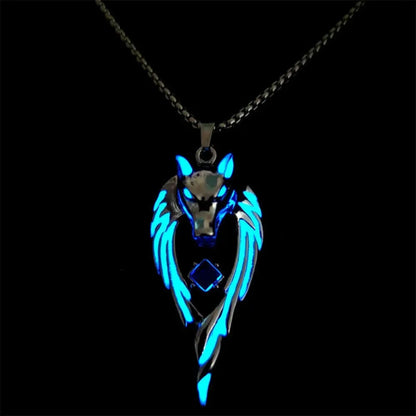 Simple Trend Niche Wolf Head Pendant Necklace Men and Women Glow-In-The-Dark Jewelry Hip Hop Punk Party Niche Popularpendantgift